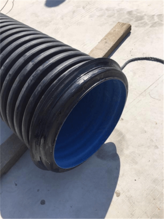 管道出入口坡度不同--依道豐塑料檢查井施工篇4 管道出入口坡度不同--依道豐塑料檢查井施工篇4