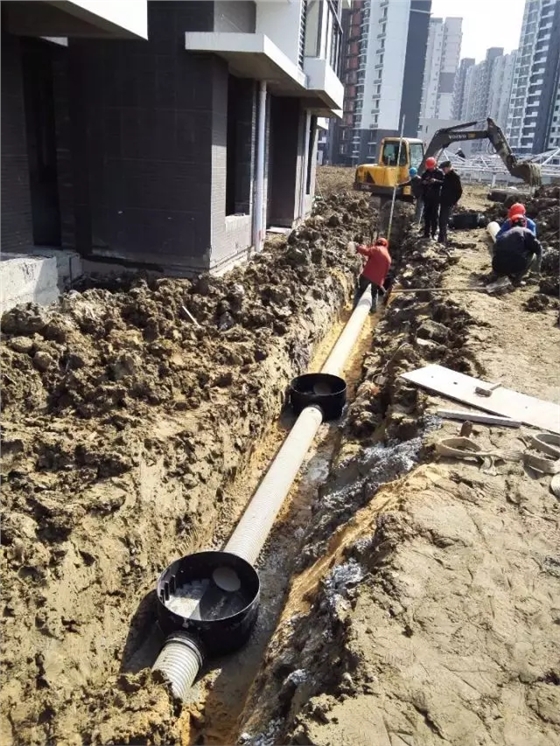 依道豐塑料檢查井接管及井筒安裝 依道豐塑料檢查井接管及井筒安裝