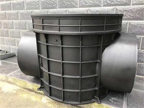 污水檢查井.jpg 污水檢查井.jpg