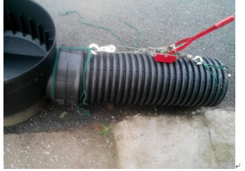 連接井座與管子的操作 連接井座與管子的操作