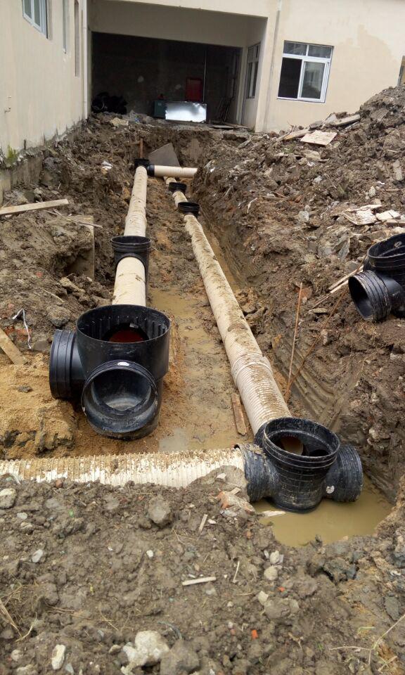 多根管道交匯使用沉泥檢查井 多根管道交匯使用沉泥檢查井