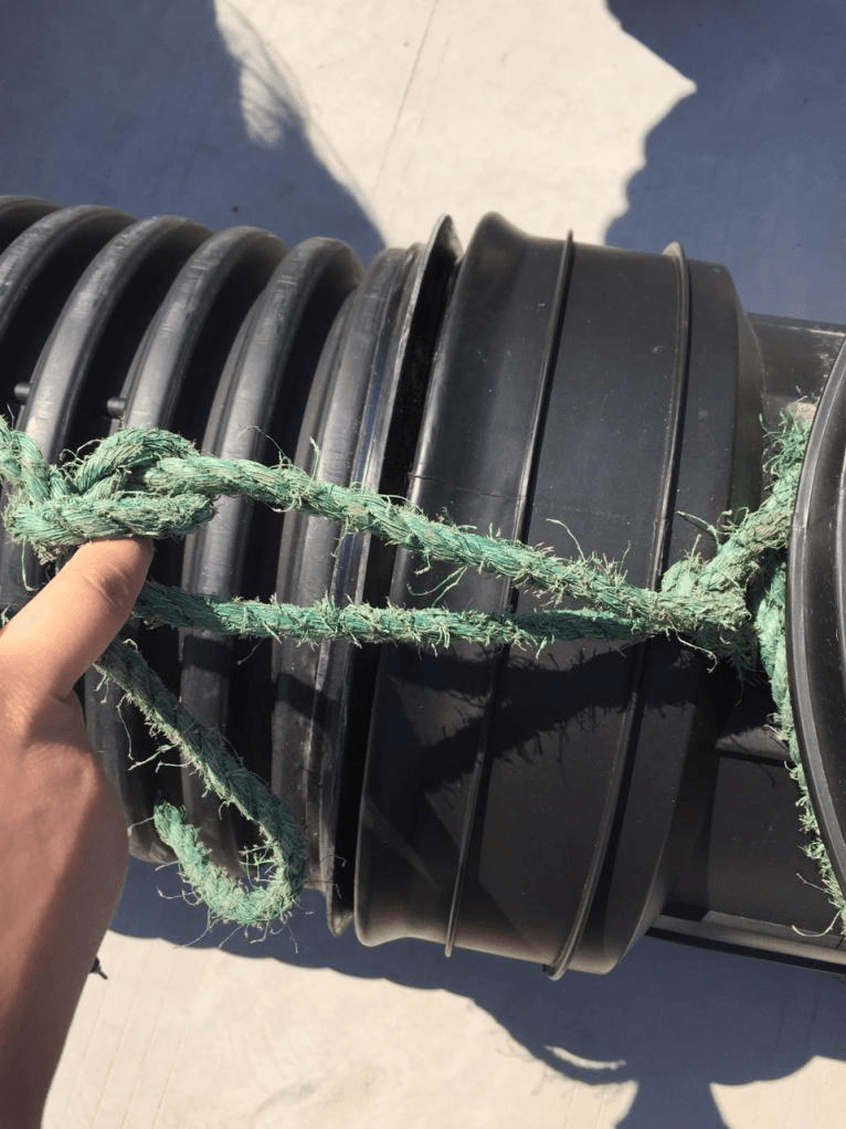 緊線器的使用---依道豐塑料檢查井施工篇1 緊線器的使用---依道豐塑料檢查井施工篇1