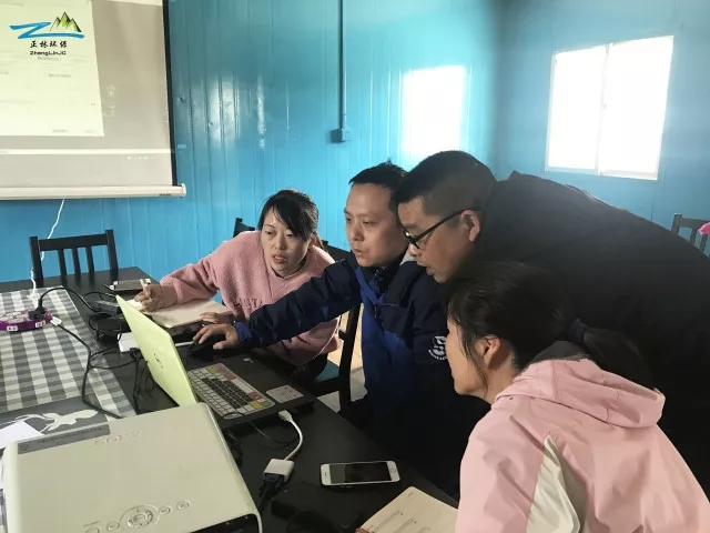 正林公司組織員工開展CAD培訓(xùn)塑料檢查井圖紙學(xué)習(xí) 正林公司組織員工開展CAD培訓(xùn)塑料檢查井圖紙學(xué)習(xí)